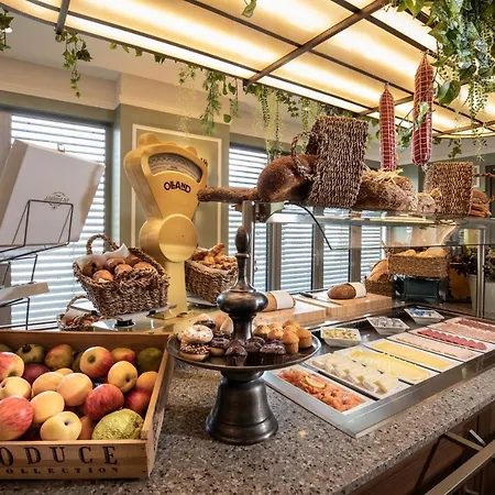 מלון Grand Valies 4*