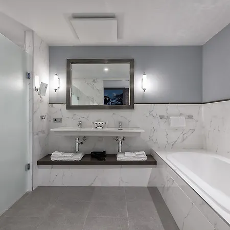 Grand Valies Hotel 4*