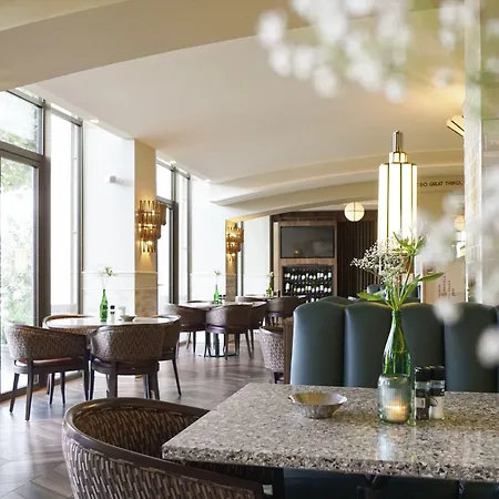 מלון Grand Valies 4*