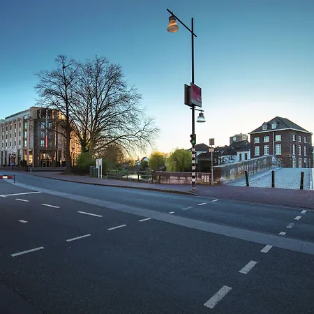 Grand Valies מלון